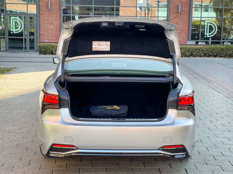 A rendszerváltás óta eltelt idő – Lexus LS 500h - STYLENEWS - Mobility - lexus LS 500h teszt, Lexus LS teszt, Lexus LS500h, LS 500h teszt, 