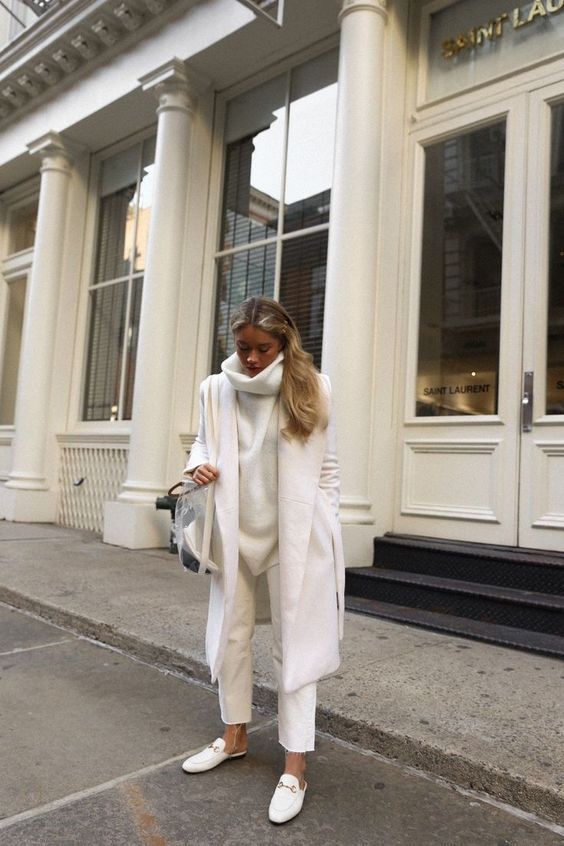Stílusiskola: így tündökölhetsz télen fehérben - DIVAT&STÍLUS - Stílusiskola - divat, fehér, outfit, ősz, stílus, tél, 
