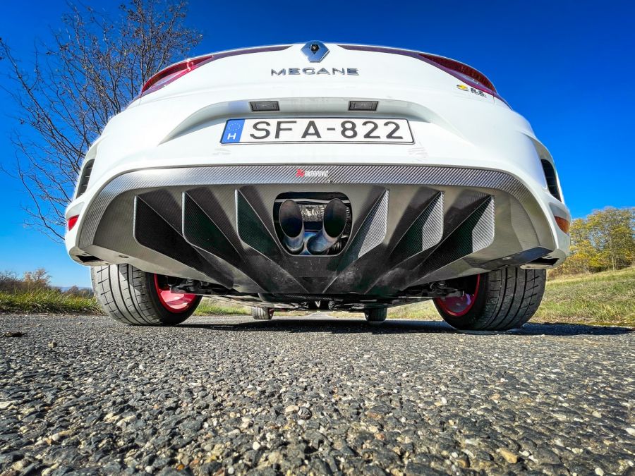 Street Legal – Renault Mégane RS Trophy-R - STYLENEWS - Mobility - mégane rs trophy-r, Renault Mégane RS Trophy-R teszt, Renault Sport, RS Trophy-r teszt, 