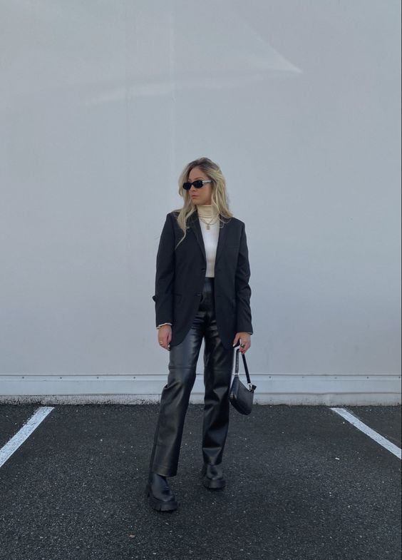 Stílusiskola: így viselj télen bőrnadrágokat - DIVAT&STÍLUS - Stílusiskola - 