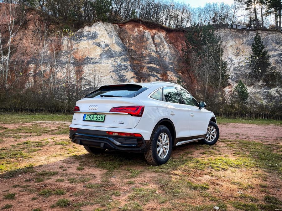 Ideális – Audi Q5e Sportback S line 50 TFSI quattro - STYLENEWS - Mobility - 2021 Audi Q5e Sportback S line teszt, Audi plug-in hybrid teszt, Audi Q5 teszt, Audi Q5e, Audi Q5e PHEV teszt, Q5e Sportback TFSI Quatro teszt, 
