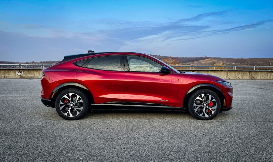 Gyit – E-paci! – Mustang Mach-E - STYLENEWS - Mobility - 2021 Ford Mustang elektromos teszt, ford mustang, Ford Mustang Mach-e teszt, mustang mach e, 