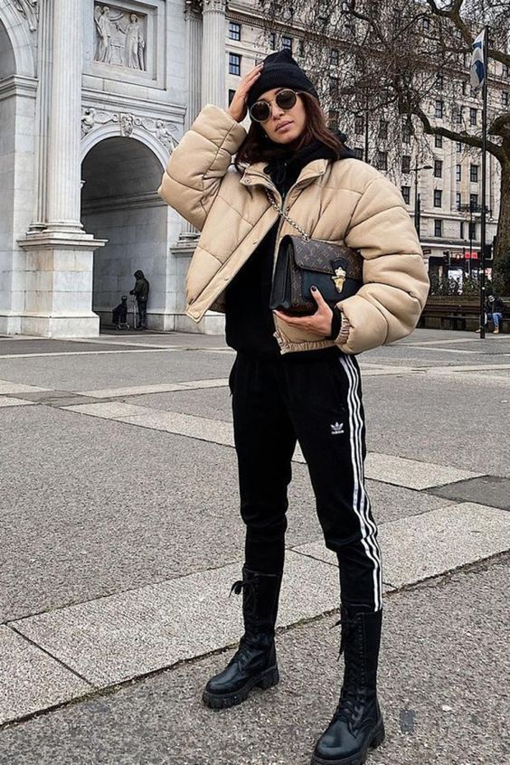 Stílusiskola: így viselj télen pufi dzsekiket - DIVAT&STÍLUS - Stílusiskola - divat, outfit, pufi dzseki, stílus, 