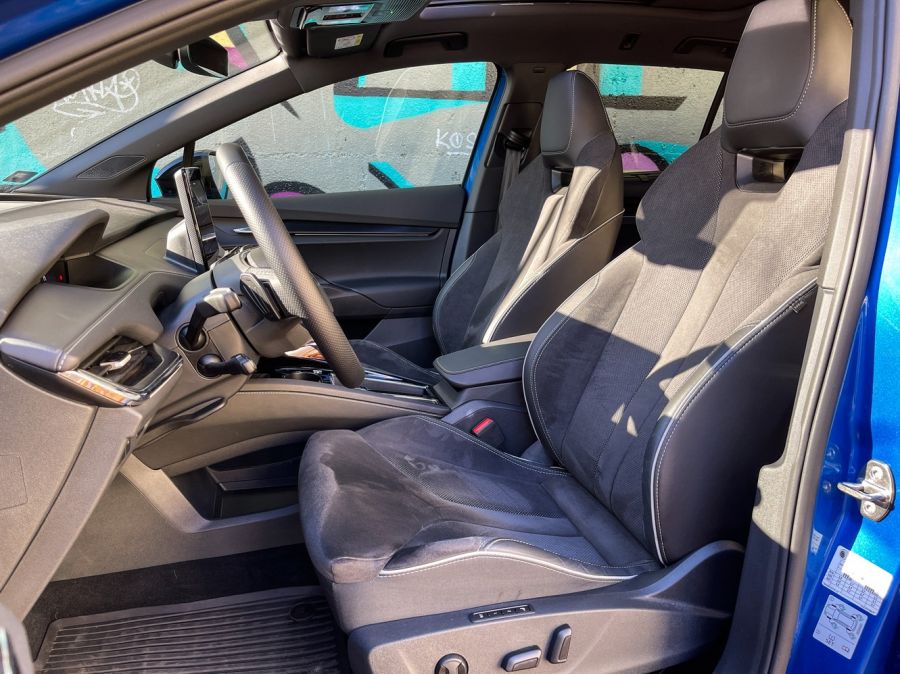 Ön dönt, Enyaq vagy Cognac - Skoda Enyaq iV 80 Sportline - STYLENEWS - Mobility - enyaq iv, Enyaq iv 80 teszt, enyaq teszt, Skoda elektromos SUV teszt, skoda enyaq, Skoda Enyaq iV 80 Sportline teszt, 