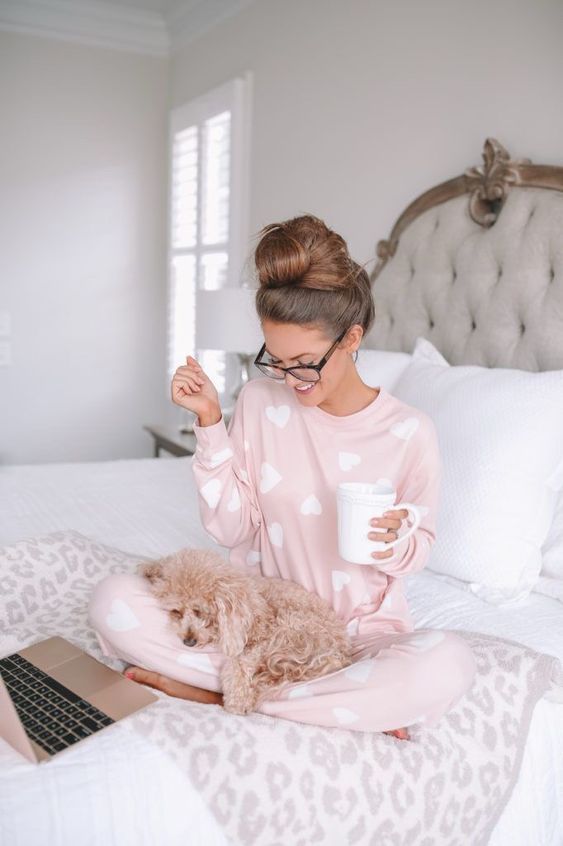 Stílusiskola: A nap, amit nyugodtan tölthetsz pizsamában - DIVAT&STÍLUS - Stílusiskola - 