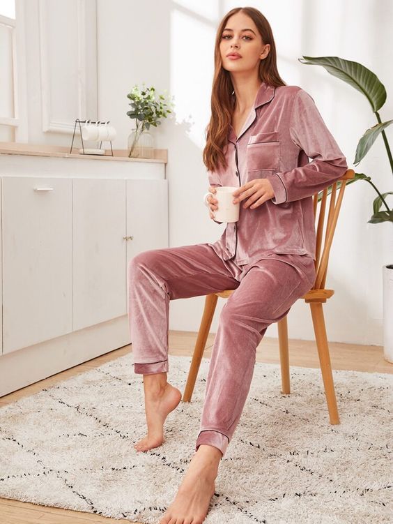 Stílusiskola: A nap, amit nyugodtan tölthetsz pizsamában - DIVAT&STÍLUS - Stílusiskola - 