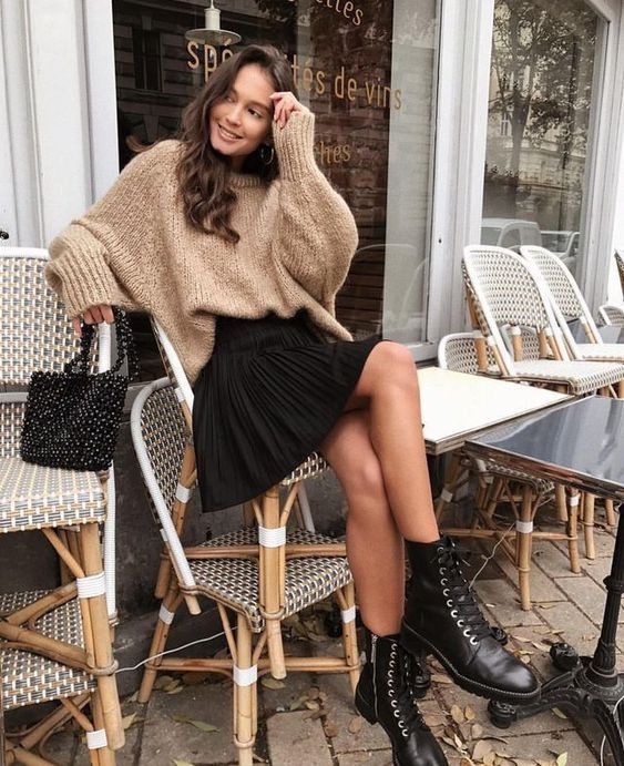 Stílusiskola: így viselj télen miniszoknyákat - DIVAT&STÍLUS - Stílusiskola - divat, miniszoknya, outfit, stílus, szoknya, 