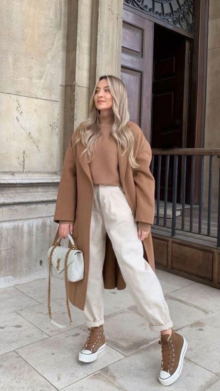 Stílusiskola: így viselj télen fehér nadrágokat - DIVAT&STÍLUS - Stílusiskola - divat, fehér nadrág, outfit, stílus, tél, 