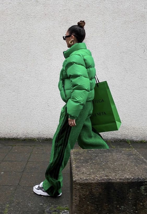 Stílusiskola: monokróm szettek a téli szezonra - DIVAT&STÍLUS - Stílusiskola - divat, monokróm, outfit, stílus, színes, tél, 