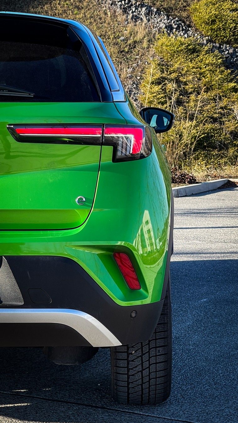 Kívül-belül zöld – Opel Mokka-e - STYLENEWS - Mobility - 2021 Mokka-e, Mokka elektromos teszt, Mokka Opel, opel mokka, Opel Mokka-e teszt, opel teszt, 
