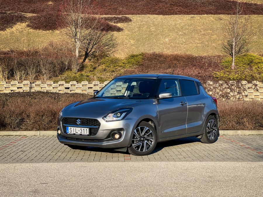 Mindegy kié, szeretem! – Suzuki Swift 1,2 mild-hybrid GLX CVT - STYLENEWS - Mobility - 2021 Suzuki Swift 1%2C2 GLX, 2021 Swift teszt, Suzuki Swift GLX automata teszt, Suzuki teszt, Swift GLX CVT teszt, Swift teszt, 