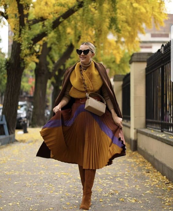 Stílusiskola: így viselj pliszírozott szoknyákat - DIVAT&STÍLUS - Stílusiskola - divat, outfit, pliszírozott szoknya, stílus, szoknya, tél, 