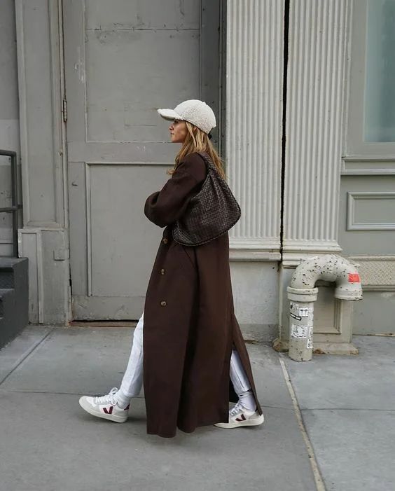 Stílusiskola: így viselj télen barnát - DIVAT&STÍLUS - Stílusiskola - barna, divatrend, outfit, stílus, 