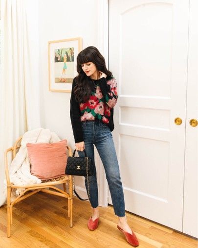 Stílusiskola: varázsolj tavaszi hangulatot virágos pulcsikkal - DIVAT&STÍLUS - Stílusiskola - divat, outfit, stílus, virágos pulcsi, 
