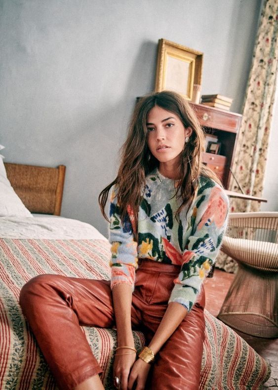 Stílusiskola: varázsolj tavaszi hangulatot virágos pulcsikkal - DIVAT&STÍLUS - Stílusiskola - divat, outfit, stílus, virágos pulcsi, 