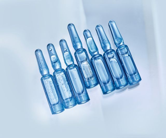 Ismerkedj meg a hónap szépségújdonságaival - SZÉPSÉG - Smink  - armani rúzs, chloé parfüm, sempasi arckezelő, szépségújdonságok, 