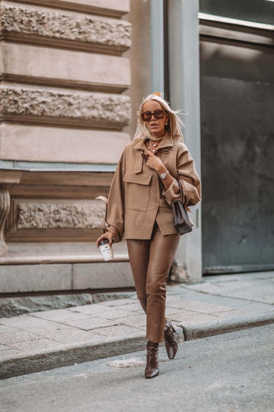 Stílusiskola: téli outfitek a barna legszebb árnyalataival - DIVAT&STÍLUS - Stílusiskola - barna, divat, outfit, stílus, tél, 