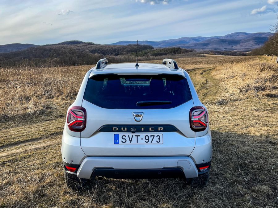 Ha lenne is baja, azt is megbocsájtanám – Dacia Duster Prestige Blue dCi 115 4WD - STYLENEWS - Mobility - 2021 Dacia Duster, 2021 Dacia Duster Prestige Blue dCi 4wd teszt, duster 2021, Duster 4x4 dízel teszt, Duster dízel teszt, Duster teszt, 