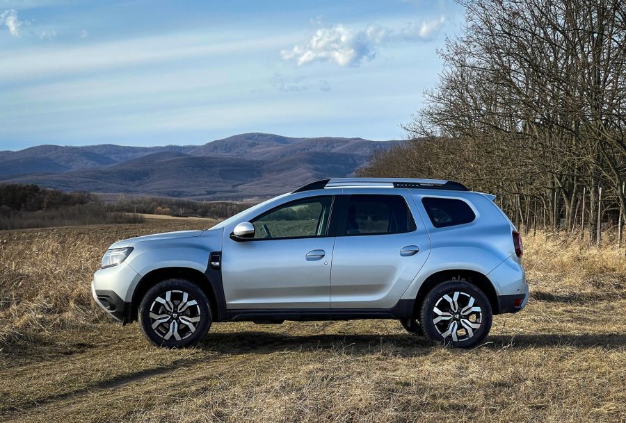 Ha lenne is baja, azt is megbocsájtanám – Dacia Duster Prestige Blue dCi 115 4WD - STYLENEWS - Mobility - 2021 Dacia Duster, 2021 Dacia Duster Prestige Blue dCi 4wd teszt, duster 2021, Duster 4x4 dízel teszt, Duster dízel teszt, Duster teszt, 