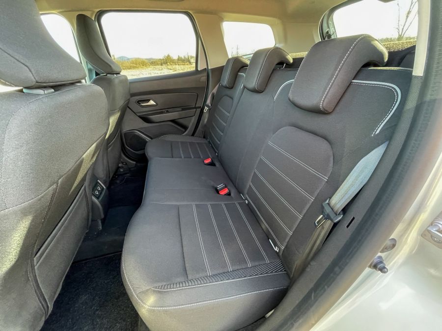 Ha lenne is baja, azt is megbocsájtanám – Dacia Duster Prestige Blue dCi 115 4WD - STYLENEWS - Mobility - 2021 Dacia Duster, 2021 Dacia Duster Prestige Blue dCi 4wd teszt, duster 2021, Duster 4x4 dízel teszt, Duster dízel teszt, Duster teszt, 