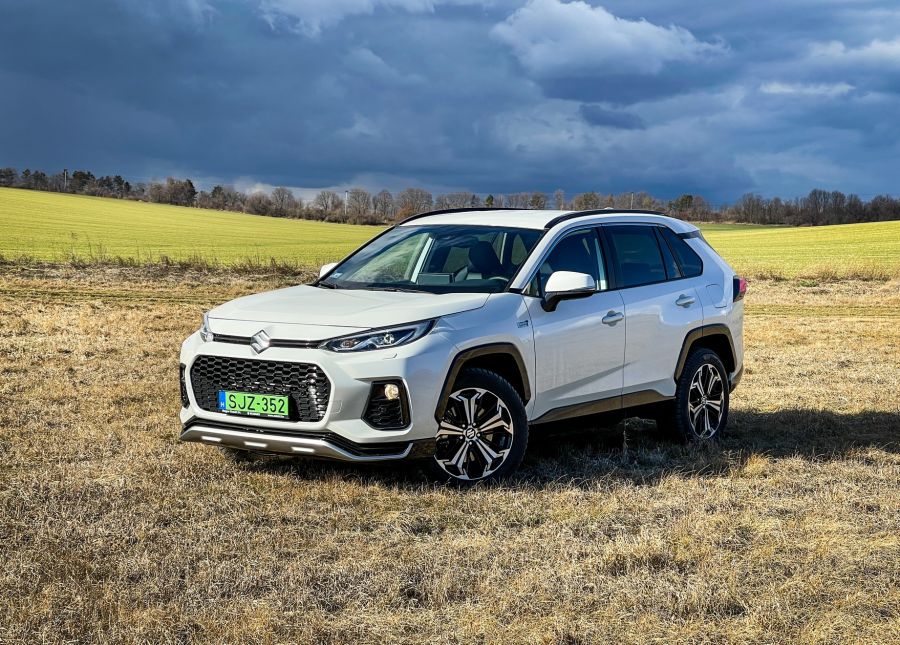 Újracímkézés az autóiparban, avagy a Suzuki Across - STYLENEWS - Mobility - Suzuki Across, Suzuki Across teszt, Suzuki újraciímkézés, 