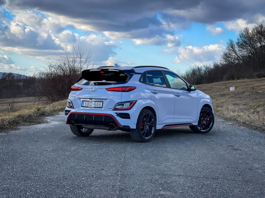 KonaN az aszfaltbarbár - Kona N 2.0 T-GDI - STYLENEWS - Mobility - 2021 Kona N 2.%2C T-GDI teszt, hyundai kona, Hyundai Kona N teszt, Kona N, konan, 