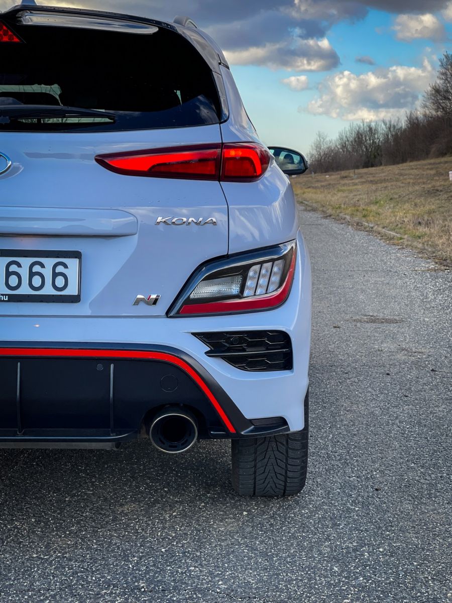 KonaN az aszfaltbarbár - Kona N 2.0 T-GDI - STYLENEWS - Mobility - 2021 Kona N 2.%2C T-GDI teszt, hyundai kona, Hyundai Kona N teszt, Kona N, konan, 