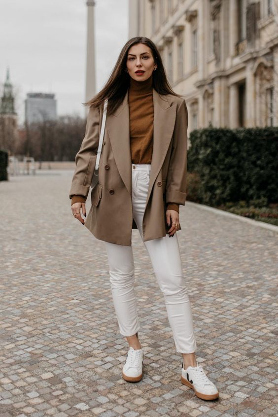 Stílusiskola: így viseld tavasszal a barna színt - DIVAT&STÍLUS - Stílusiskola - barna, divat, outfit, stílus, tavasz, 