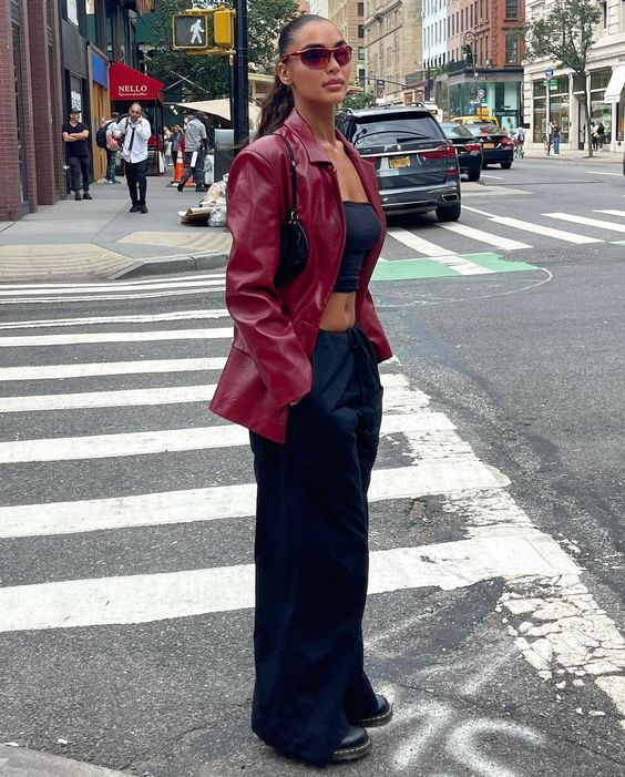 Stílusiskola: így viseld a bőrdzsekit idén tavasszal - DIVAT&STÍLUS - Stílusiskola - bőrdzseki, divat, outfit, stílus, tavasz, 