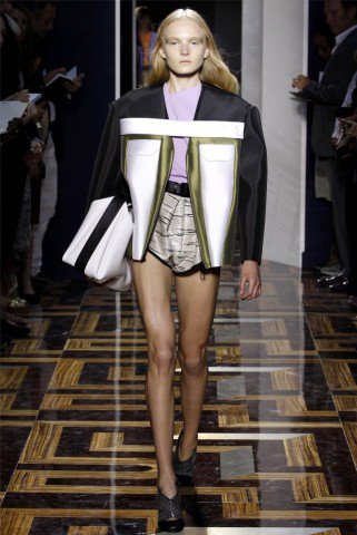 Paris Fashion Week – Balenciaga 2012-es elképesztő kollekciója - Hírek  -  - Balenciaga, kollekció, Paris Fashion Week, 