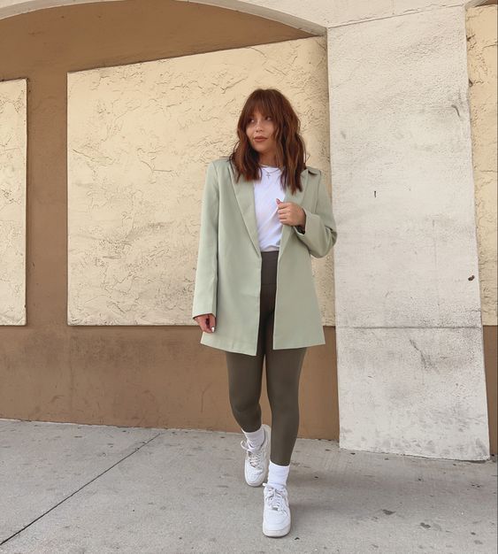 Stílusiskola: így viseld a zsályazöld színt tavasszal - DIVAT&STÍLUS - Stílusiskola - divat, outfit, zsálya, zsályazöld, 