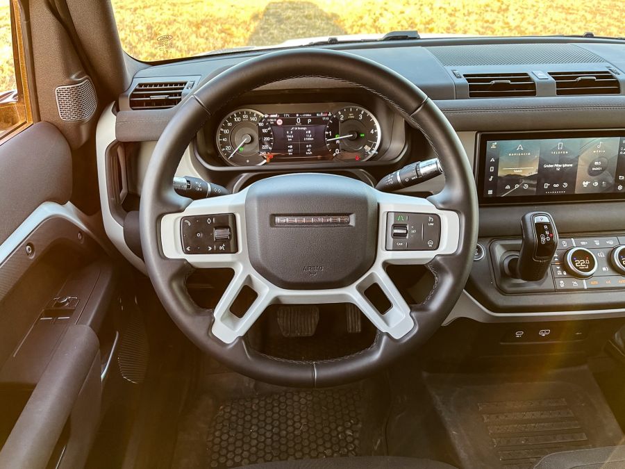 A luxus melós – Land Rover Defender Hard Top - STYLENEWS - Mobility - 2021 defender, defender, defender hard top, land rover defender, 