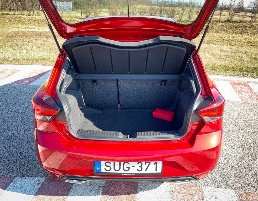 A sportosság jegyében - Seat Ibiza FR 1.0 TSI 110 LE - STYLENEWS - Mobility - 2021 Seat Ibiza teszt, ibiza, seat ibiza, Seat Ibiza FR teszt, 