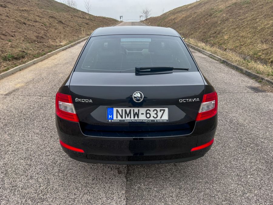 A barátokban bízhatunk – 2016 Skoda Octavia Style 1,6 CR TDi DSG használt teszt - STYLENEWS - Mobility - 
