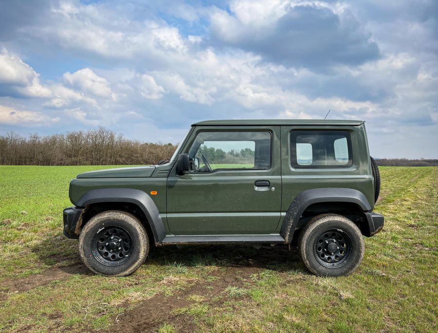 Befér a kiskapun is – Suzuki Jimny 1,5 VVT LCV - STYLENEWS - Mobility - jimny 2021, Jimny LCV teszt, jimny teszt, suzuki jimny, Suzuki Jimny 2021, 