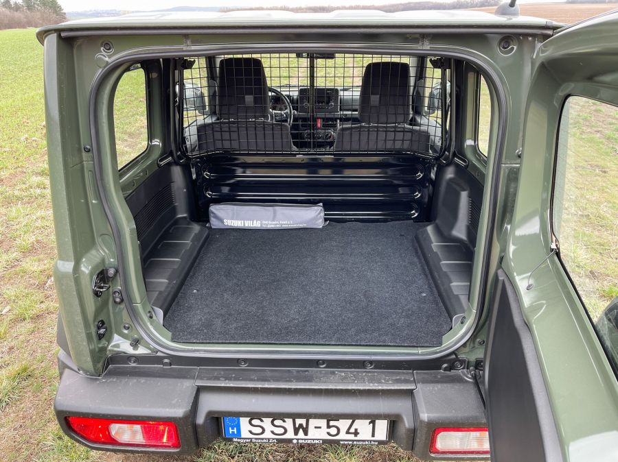 Befér a kiskapun is – Suzuki Jimny 1,5 VVT LCV - STYLENEWS - Mobility - jimny 2021, Jimny LCV teszt, jimny teszt, suzuki jimny, Suzuki Jimny 2021, 
