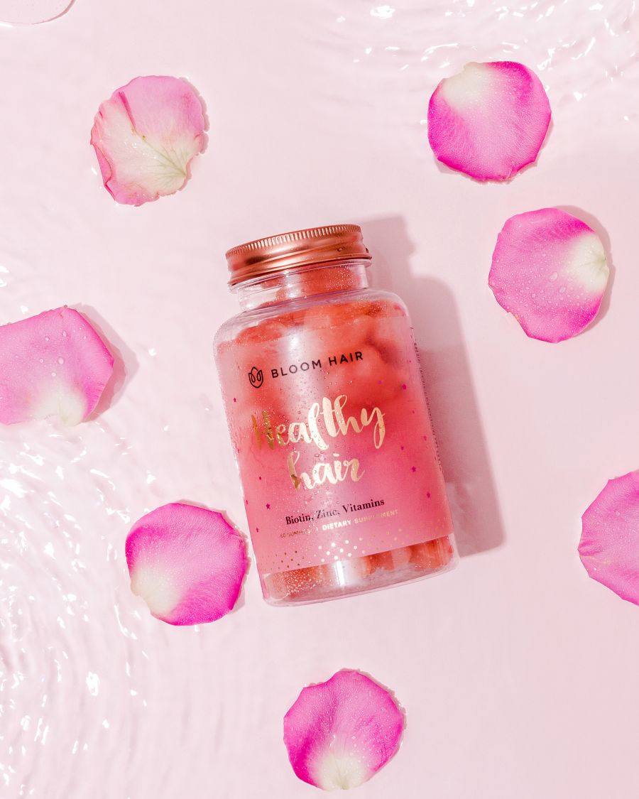 Hogyan előzzük meg a hajhullást tavasszal - SZÉPSÉG - Hajápolás  - bloom hair, bloom hair gummies, hajápolás, hajhullás, 