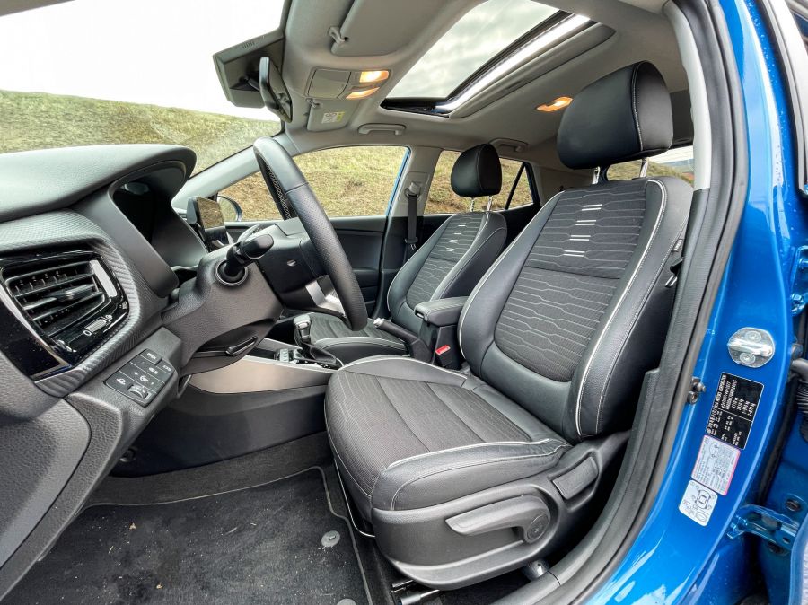 Trendi a négyzeten, avagy a fullos kicsi – Kia Stonic 120 Hybrid 48V GT Line - STYLENEWS - Mobility - kia stonic, Kia Stonic 120 Hybrid GT Line teszt, Stonic GT Line, stonic teszt, 