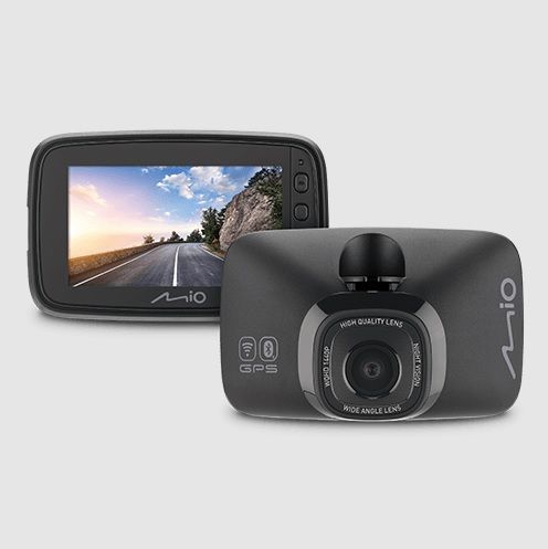 Autós fedélzeti kamera okosan – Mio Mivue 818 - STYLENEWS - Mobility - autós fedélzeti kamera teszt, dash cam, fedélzeti kamera teszt, Mio Mivue 818 teszt, Mio Mivue teszt, 