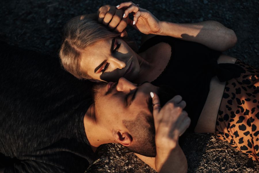 Én. Te. Mi. - KERESD A NŐT  - Lélekhangok - kapcsolódás, párkapcsolat, 