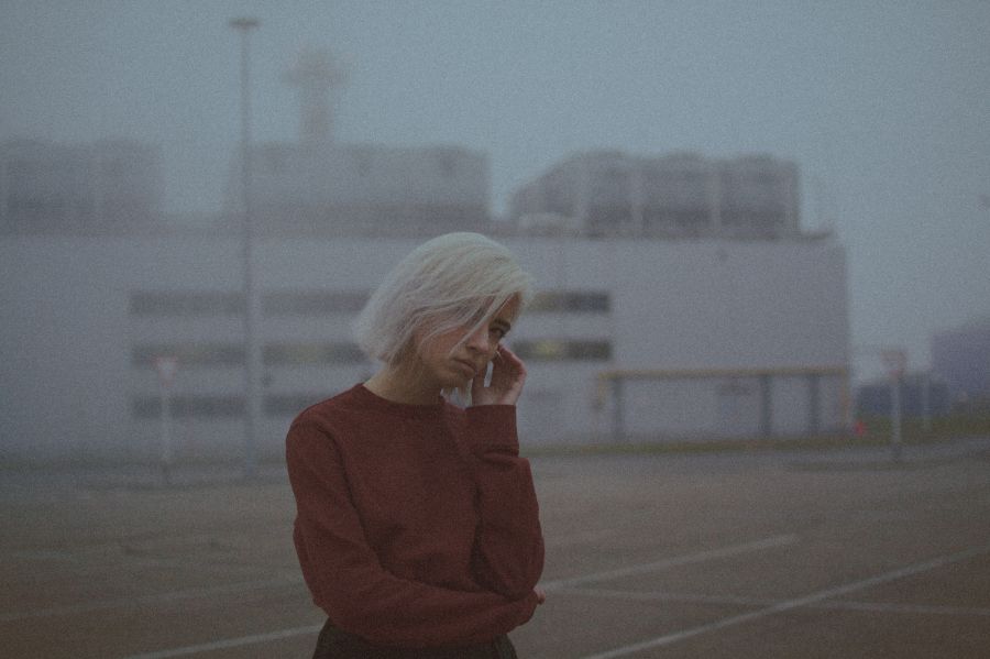 Mit jelent egy szorongással küzdő embert szeretni? - KERESD A NŐT  - Fesztelen mindennapok - szeretni valakit, szorongás, szorongó kötődés, 