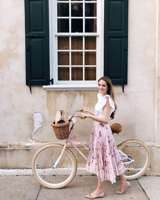 Stílusiskola: így viselj pliszírozott szoknyákat - DIVAT&STÍLUS - Stílusiskola - divat, outfit, pliszírozott szoknya, stílus, szoknya, 