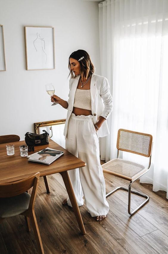 Stílusiskola: így lehetsz elegáns crop topban - DIVAT&STÍLUS - Stílusiskola - 