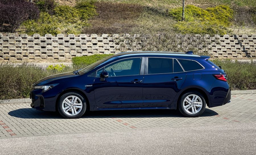 Piaci belépő és kreatív hozzáállás – Suzuki Swace 1.8L Hibrid GL+ CVT 2WD - STYLENEWS - Mobility - Suzuki Swace 1.8 hybrid GL+ teszt, suzuki swace teszt, swace 1.8 hybrid, swace teszt, 