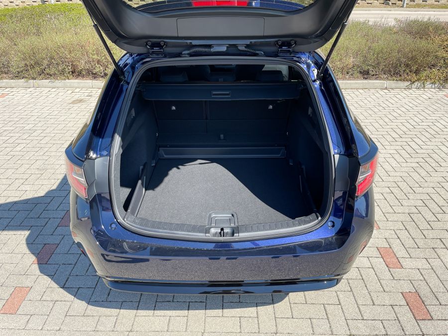 Piaci belépő és kreatív hozzáállás – Suzuki Swace 1.8L Hibrid GL+ CVT 2WD - STYLENEWS - Mobility - Suzuki Swace 1.8 hybrid GL+ teszt, suzuki swace teszt, swace 1.8 hybrid, swace teszt, 