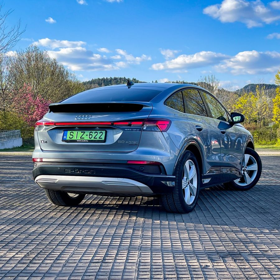 Változnak a határok – Audi Q4 Sportback e-tron 50 Quattro - STYLENEWS - Mobility - Audi Q4 e-tron teszt, e-tron Q4 teszt, q4 audi, Q4 e-tron sportback 50 quatro teszt, Q4 sportback 50 teszt, quattro, 