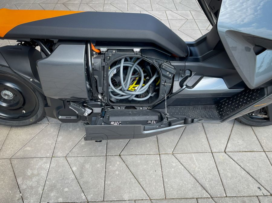 A robogózás, ahogyan sosem hitted volna – BMW CE 04 - STYLENEWS - Mobility - BMW CE 04 teszt, BMW elektromos robogó teszt, CE 04 teszt, 