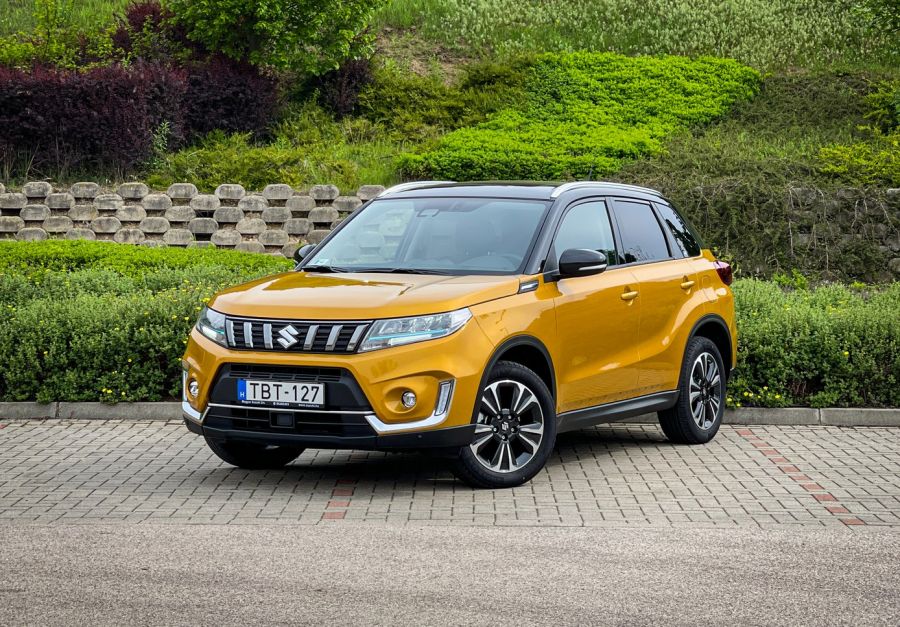 A spórolás ára – Suzuki Vitara 1.5 hibrid 6AGS 4WD GLX Panoráma - STYLENEWS - Mobility - 2022 Suzuki Vitara 1.5 GLX hibrid teszt, Suzuki Vitara full-hibrid teszt, Suzuki Vitara Hibrid teszt, Vitara 1.5 Hibrid GLX Panoráma teszt, 