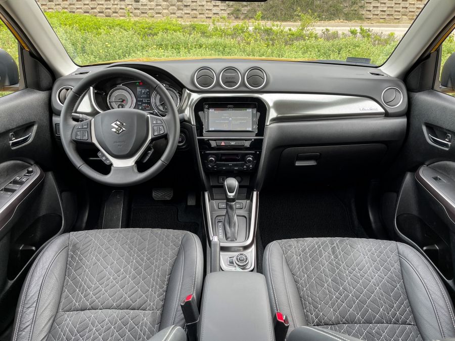 A spórolás ára – Suzuki Vitara 1.5 hibrid 6AGS 4WD GLX Panoráma - STYLENEWS - Mobility - 2022 Suzuki Vitara 1.5 GLX hibrid teszt, Suzuki Vitara full-hibrid teszt, Suzuki Vitara Hibrid teszt, Vitara 1.5 Hibrid GLX Panoráma teszt, 