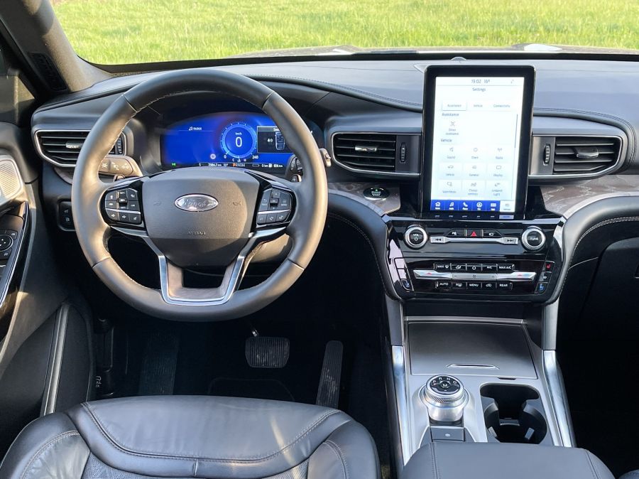 Amerikából jöttem… – Ford Explorer Platinum 3.0l EcoBoost PHEV AWD - STYLENEWS - Mobility - 2021 Ford Explorer teszt, explorer, Explorer PHEV teszt, Explorer PLatinum PHEV AWD teszt, Explorer Platinum teszt, Ford explorer teszt, 